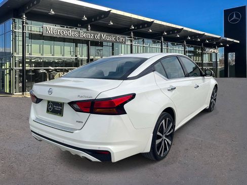 Used 2021 Nissan Altima 2.5 Platinum AWD/4WD image 3