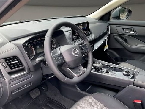 New 2026 Nissan Rogue SV AWD/4WD image 7