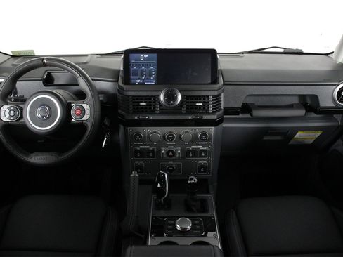 Used 2024 INEOS Grenadier Fieldmaster Edition image 7