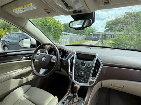 Used 2010 Cadillac SRX Luxury FWD image 11