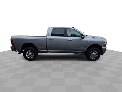 Used 2024 RAM 2500 Laramie image 9