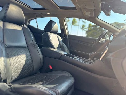 Used 2021 Nissan Maxima Platinum w/ Sport Mat Group image 9