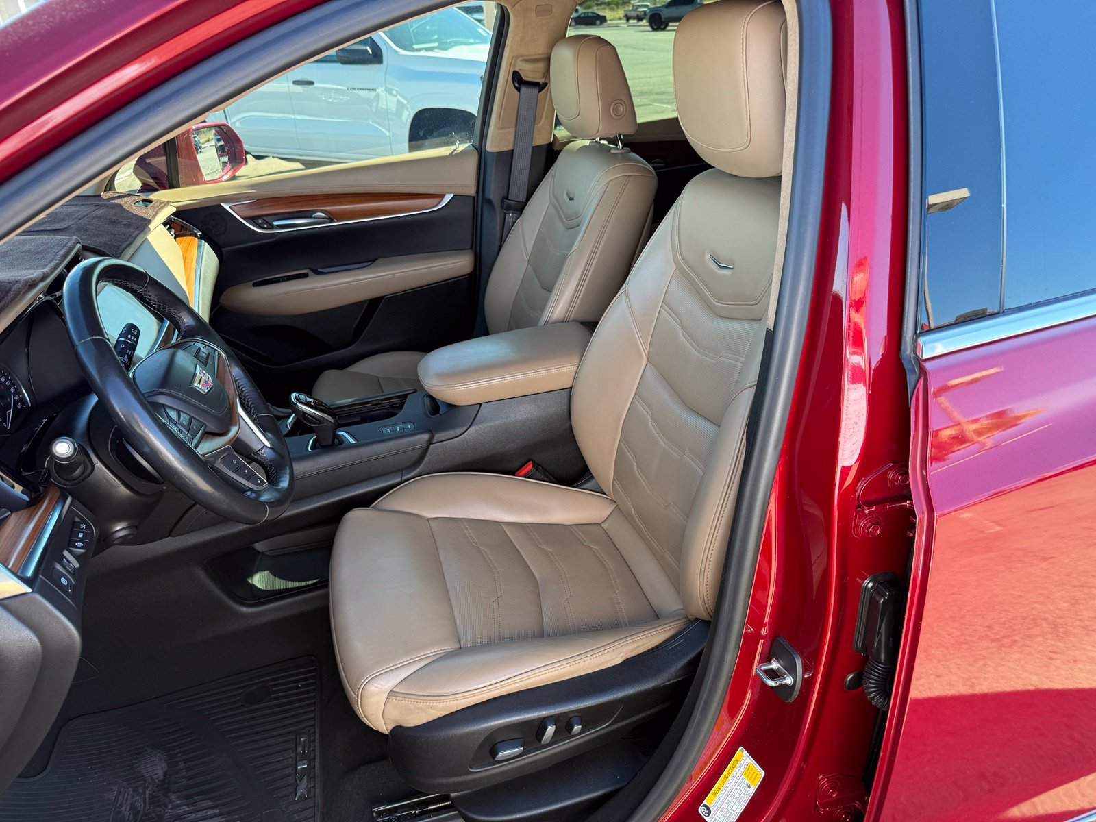 Certified 2019 Cadillac XT5 Platinum AWD/4WD image 32