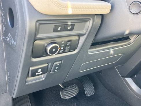 Certified 2024 Ford Expedition Max Limited image 32