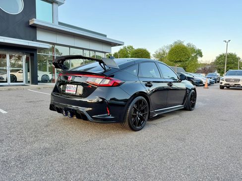 Used 2023 Honda Civic Type R image 7
