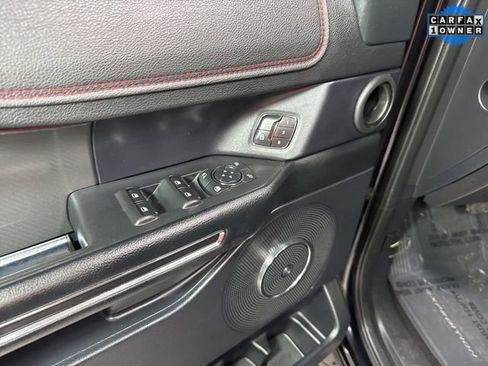 Used 2021 Ford Expedition Limited image 13
