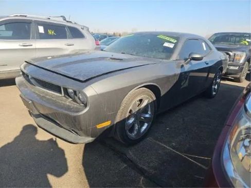 Used 2012 Dodge Challenger SXT Plus image 1