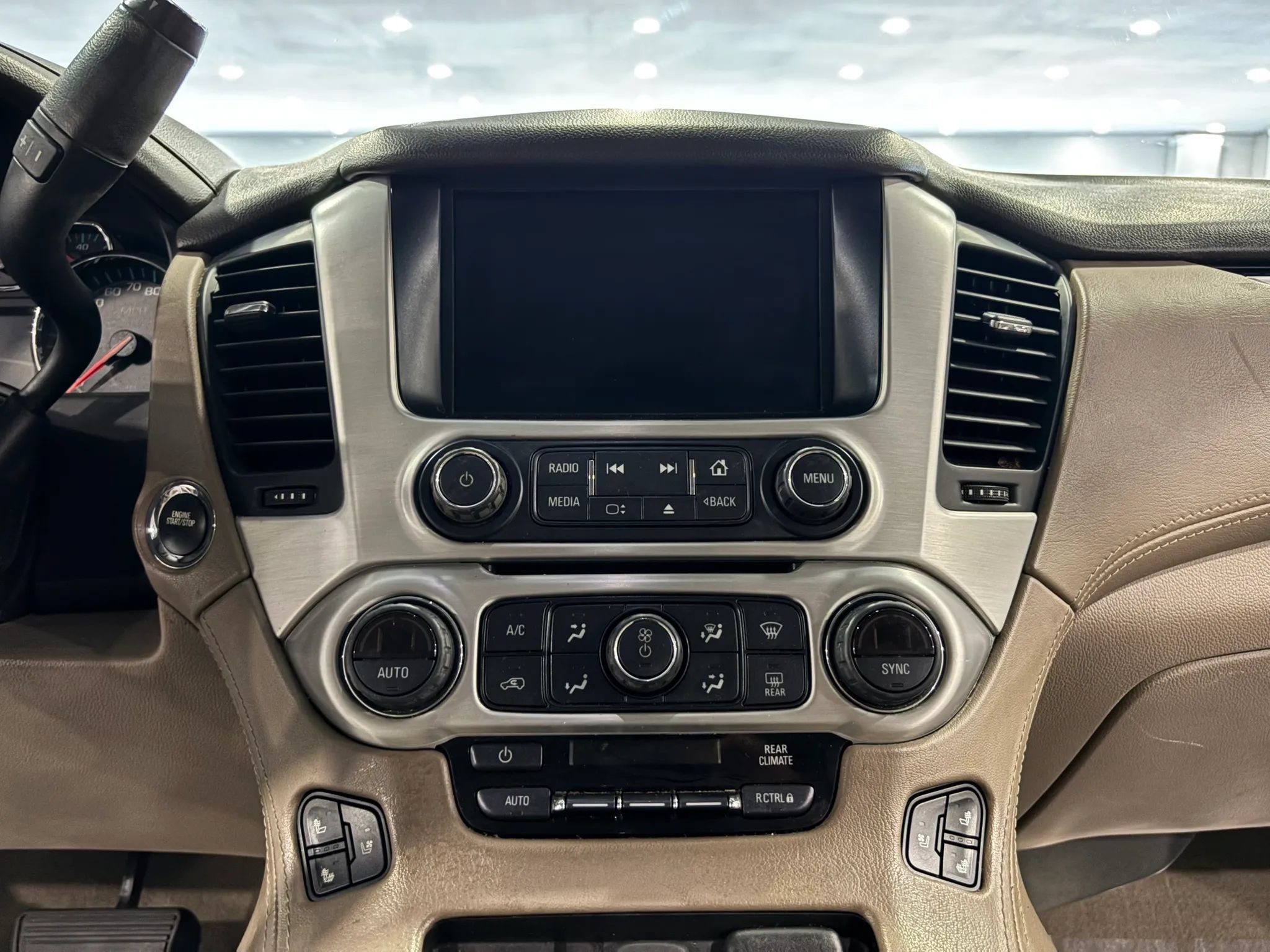Used 2019 GMC Yukon SLT w/ Open Road Package RWD image 30