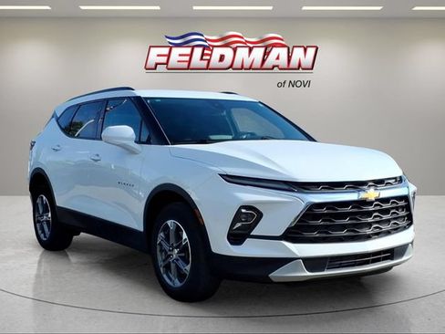 Used 2024 Chevrolet Blazer LT w/ Convenience Package FWD image 8