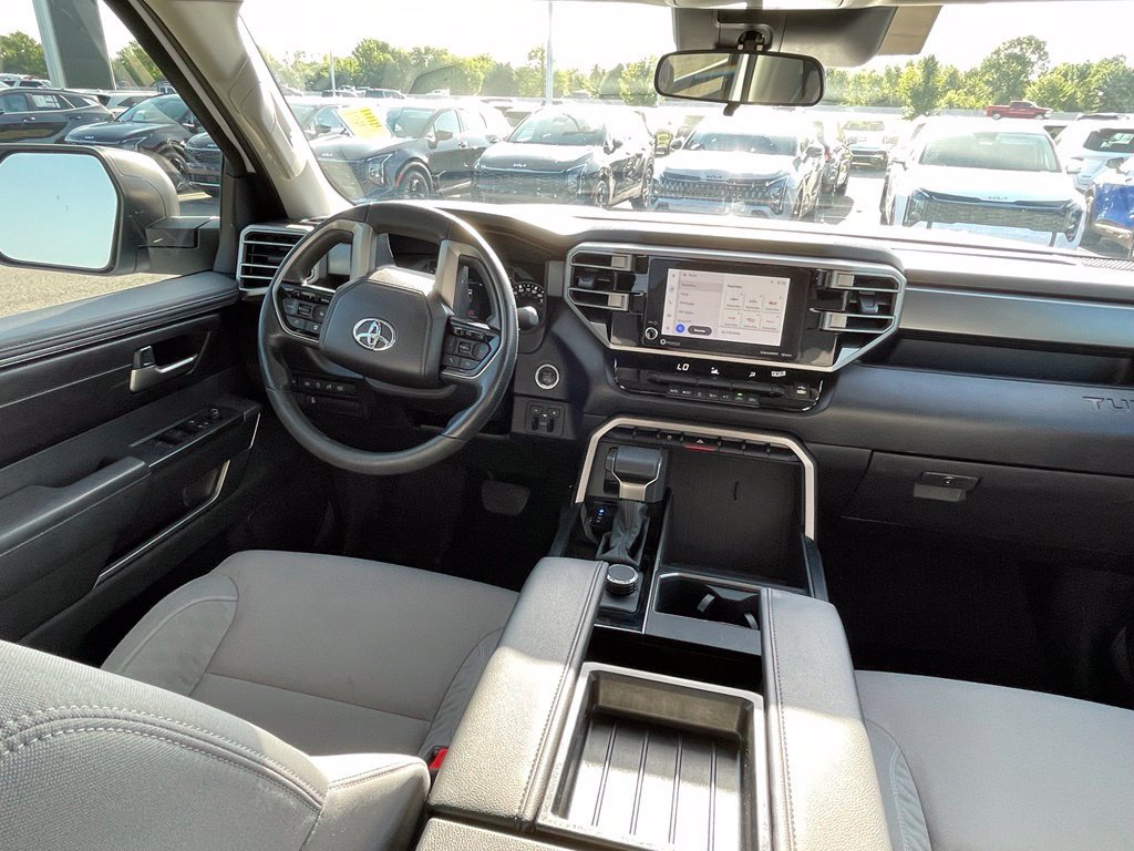 Used 2024 Toyota Tundra SR5 AWD/4WD image 18