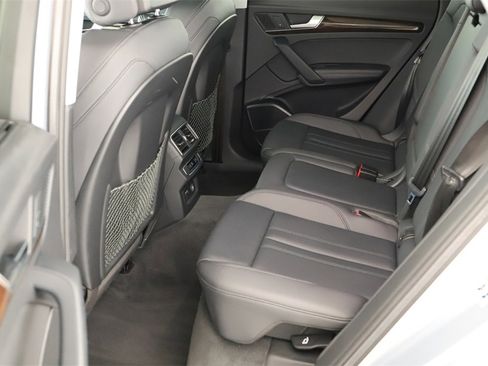 Used 2019 Audi Q5 2.0T Premium Plus image 28