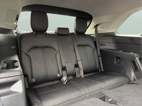 Used 2024 MAZDA CX-90 3.3 Turbo w/ Preferred Plus image 41