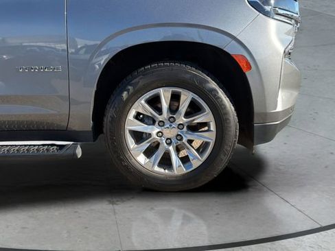 Used 2021 Chevrolet Tahoe Premier w/ Premium Package image 30