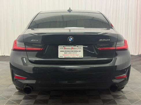 Used 2021 BMW 330i xDrive Sedan w/ Premium Package AWD/4WD image 5