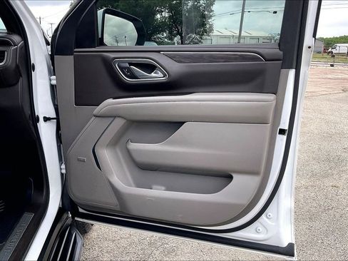 Used 2021 Chevrolet Tahoe LT RWD image 29