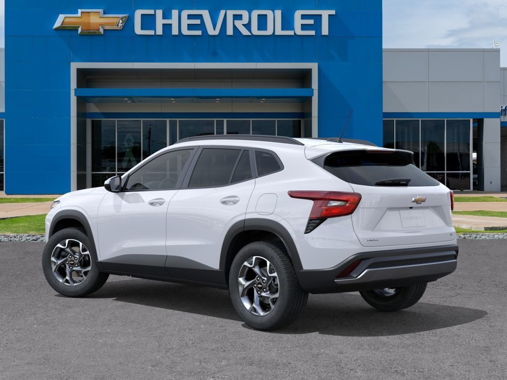 New 2026 Chevrolet Trax LT FWD image 3