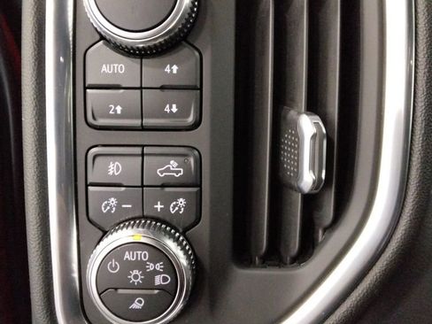 Used 2021 GMC Sierra 1500 AT4 w/ AT4 Preferred Package image 14