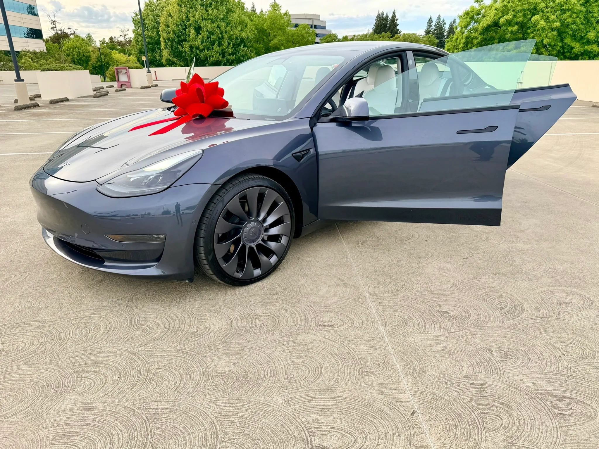 Used 2021 Tesla Model 3 Long Range AWD/4WD image 36