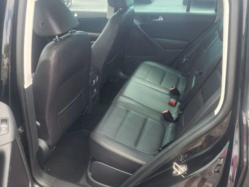 Used 2014 Volkswagen Tiguan SEL FWD image 16