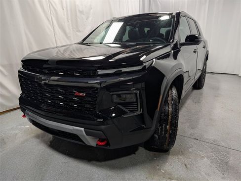 New 2026 Chevrolet Traverse Z71 w/ Enhanced Driving Package image 8