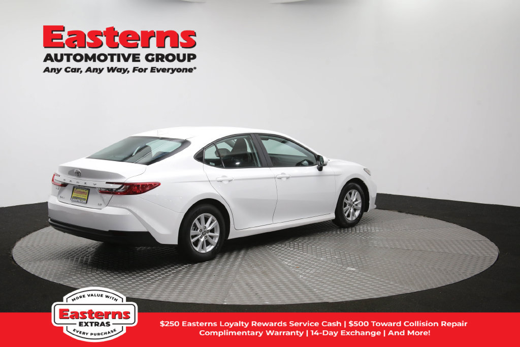 Used 2025 Toyota Camry LE FWD image 40