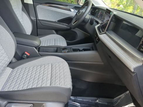 New 2025 Volkswagen Tiguan S image 21