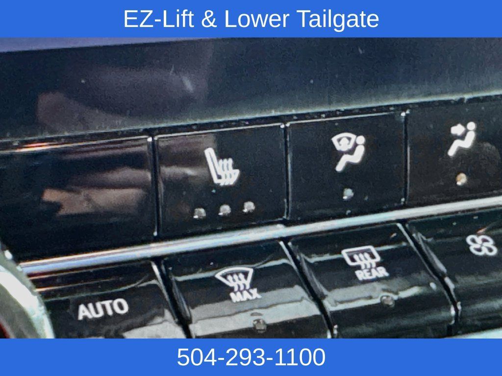 Used 2024 GMC Canyon AT4 w/ LPO, Off Road Lift Package AWD/4WD image 21