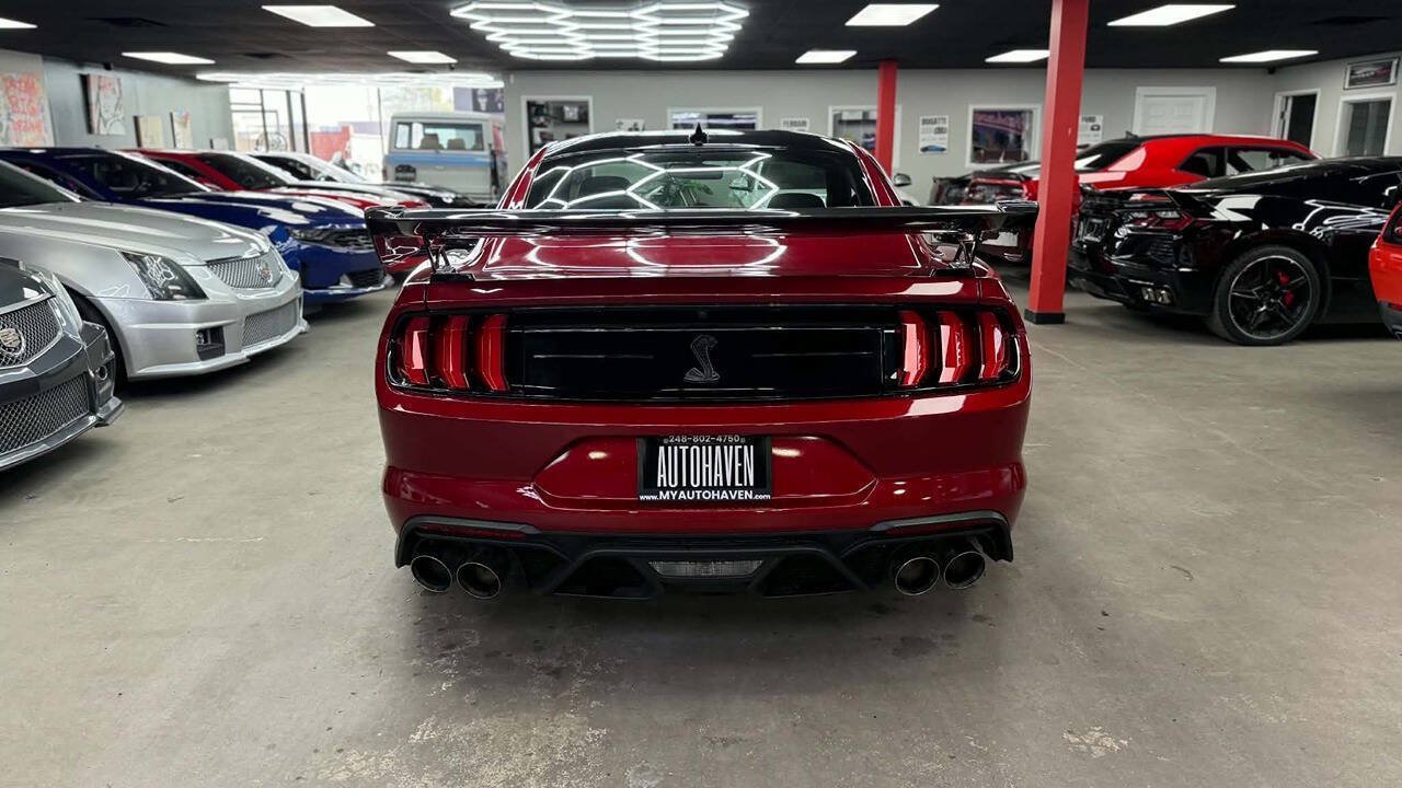 Used 2021 Ford Mustang Shelby GT500 w/ Carbon Fiber Track Pack RWD image 8
