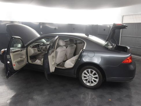 Used 2010 Buick Lucerne CX image 38