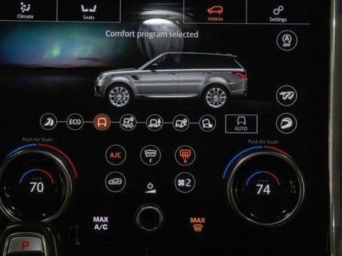 Used 2022 Land Rover Range Rover Sport SVR image 10