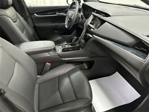 Certified 2023 Cadillac XT5 Premium Luxury image 19