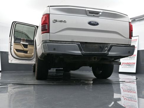 Used 2015 Ford F150 Lariat w/ Equipment Group 502A Luxury image 30