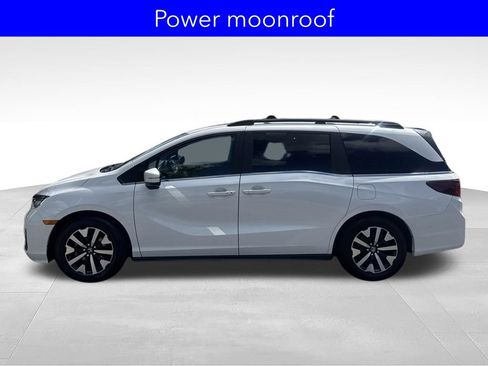 Certified 2025 Honda Odyssey EX-L image 9