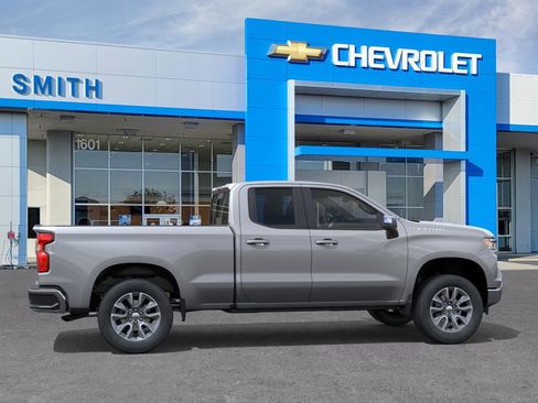 New 2026 Chevrolet Silverado 1500 LT w/ LPO, Dark Essentials Package image 5