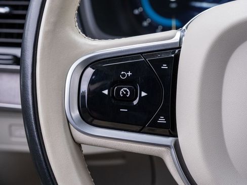 Used 2023 Volvo XC90 B6 Plus w/ Protection Package Premier image 20