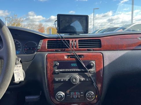 Used 2006 Chevrolet Impala LT image 16