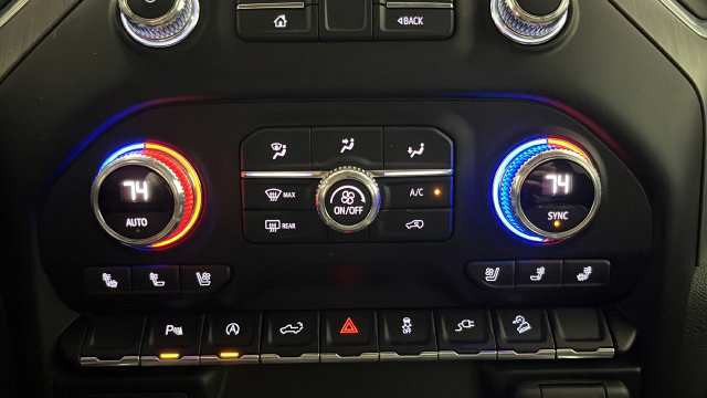 Used 2021 GMC Sierra 1500 Denali AWD/4WD image 17