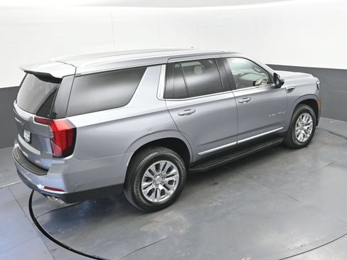 Used 2025 GMC Yukon Denali RWD image 43