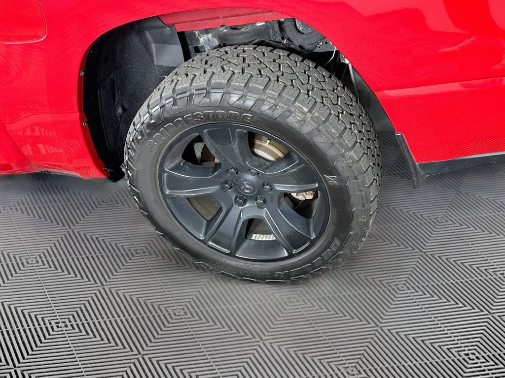 Used 2022 RAM 1500 Big Horn AWD/4WD image 38