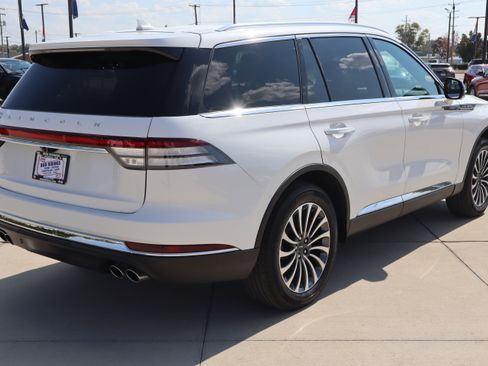 Used 2024 Lincoln Aviator Reserve w/ Elements Package Plus image 6