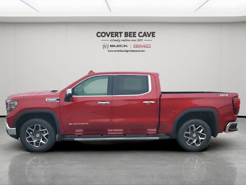 New 2026 GMC Sierra 1500 SLT image 5