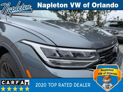 Used 2023 Volkswagen Tiguan SE R-Line image 4