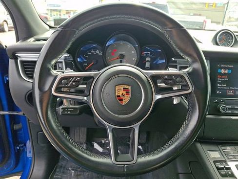 Used 2018 Porsche Macan S image 20
