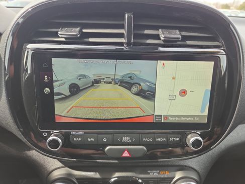 Used 2023 Kia Soul EX image 15