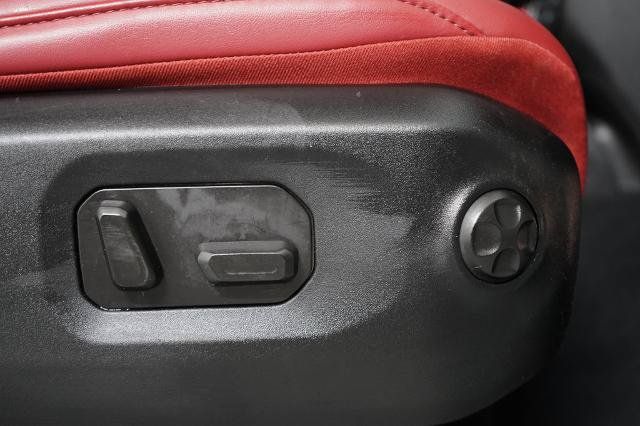 Used 2024 Jeep Wrangler Unlimited Rubicon 392 AWD/4WD image 23