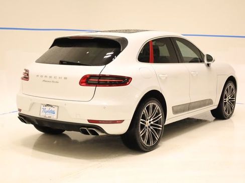 Used 2015 Porsche Macan Turbo AWD/4WD image 4