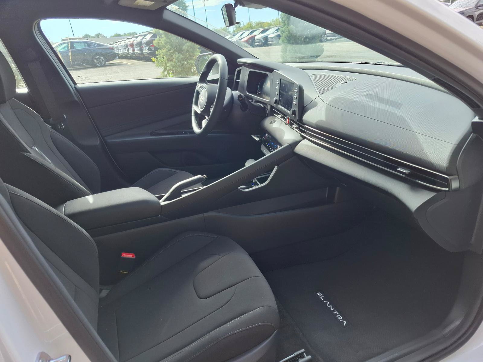 New 2026 Hyundai Elantra Sport FWD image 10