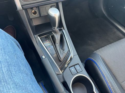 Used 2017 Toyota Corolla SE w/ Carpet Mat Package (TMS) image 23