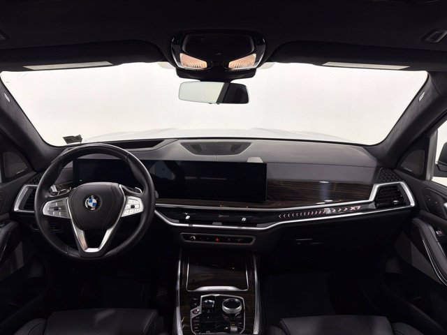 Used 2024 BMW X7 xDrive40i w/ Executive Package AWD/4WD image 33