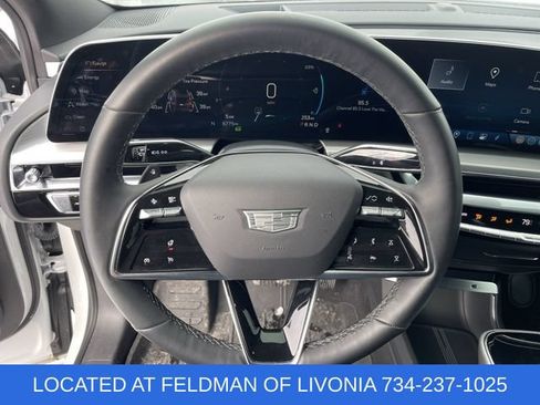 Used 2024 Cadillac Lyriq Luxury w/ LPO, Floor Liner Package AWD/4WD image 11